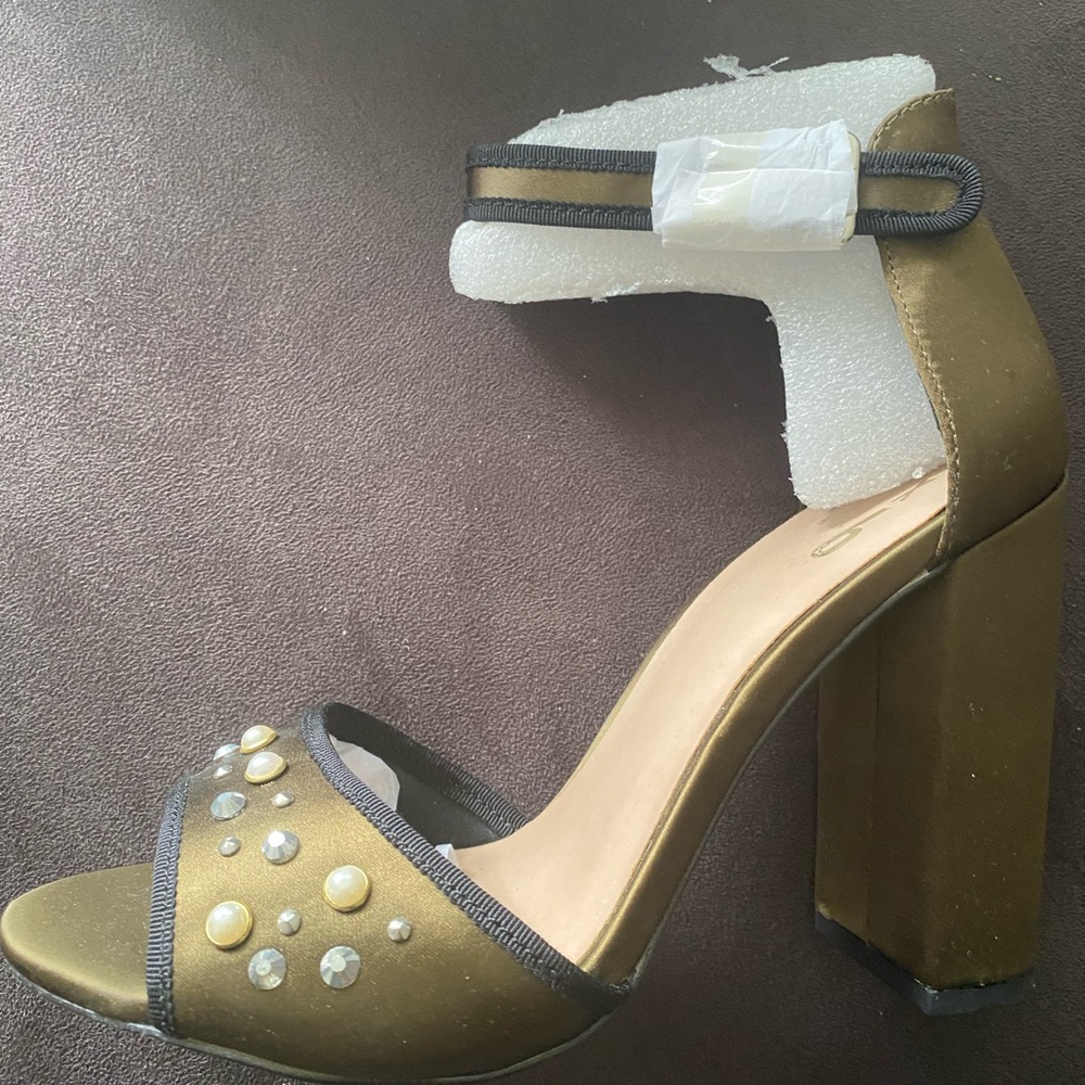 Mix No. 6  Silk Satin Jazmynne Ankle Strap Chunky Block Heel